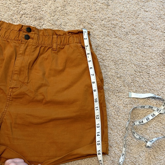 Universal Thread mustard paper bag shorts - Picture 5 of 7